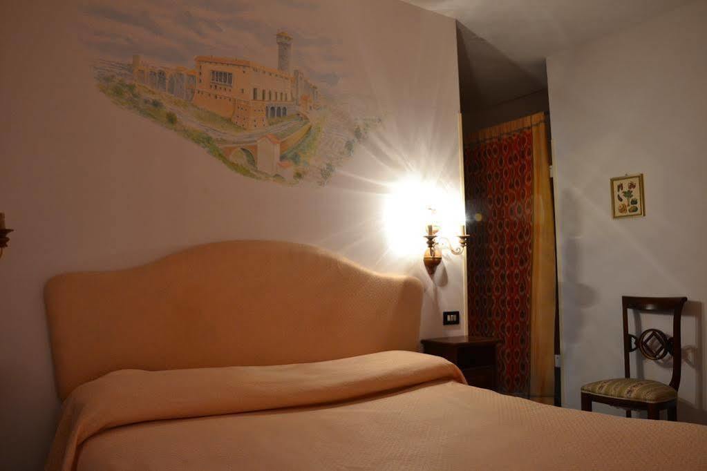 Hotel Ristorante Bagnaia 维泰博 外观 照片